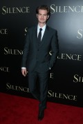 Эндрю Гарфилд (Andrew Garfield) 'Silence' Premiere at Directors Guild Of America in Los Angeles, 05.01.2017 (110xHQ) 1344a6525940050