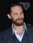 Том Харди (Tom Hardy) 'Taboo' premiere at DGA Theater in Los Angeles, 09.01.2017 (96xHQ) 219a55525984633