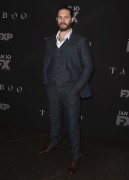 Том Харди (Tom Hardy) 'Taboo' premiere at DGA Theater in Los Angeles, 09.01.2017 (96xHQ) 230396525984165