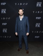 Том Харди (Tom Hardy) 'Taboo' premiere at DGA Theater in Los Angeles, 09.01.2017 (96xHQ) 426ec4525983952
