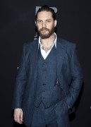 Том Харди (Tom Hardy) 'Taboo' premiere at DGA Theater in Los Angeles, 09.01.2017 (96xHQ) 557eb6525983814