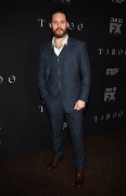 Том Харди (Tom Hardy) 'Taboo' premiere at DGA Theater in Los Angeles, 09.01.2017 (96xHQ) 573471525984758