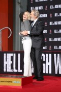 Джефф Бриджес (Jeff Bridges) Attends his own hand and footprints ceremony at TCL Chinese Theater in Los Angeles, 06.01.2017 (189xHQ) 6646fc525982658