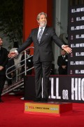 Джефф Бриджес (Jeff Bridges) Attends his own hand and footprints ceremony at TCL Chinese Theater in Los Angeles, 06.01.2017 (189xHQ) E8c514525981902