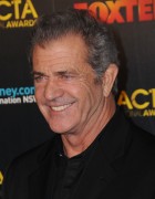 Мел Гибсон (Mel Gibson) AACTA International Awards in Hollywood, 06.01.2017 (25xHQ) Eabce6525983243