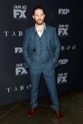 Том Харди (Tom Hardy) 'Taboo' premiere at DGA Theater in Los Angeles, 09.01.2017 (96xHQ) Eafa5e525983735