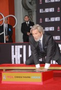 Джефф Бриджес (Jeff Bridges) Attends his own hand and footprints ceremony at TCL Chinese Theater in Los Angeles, 06.01.2017 (189xHQ) Fdf78d525981413