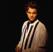 Леонардо ДиКаприо (Leonardo DiCaprio) фотограф Darryl Estrine, 1994 (5xUHQ)  80e161526912195