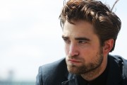 Роберт Паттинсон (Robert Pattinson) промо фотосессия 'Breaking Dawn - Part 2' в Сидней, 22.10.12 (62xHQ) 146c37526929701