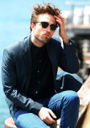 Роберт Паттинсон (Robert Pattinson) промо фотосессия 'Breaking Dawn - Part 2' в Сидней, 22.10.12 (62xHQ) 21d59a526929810
