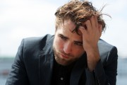 Роберт Паттинсон (Robert Pattinson) промо фотосессия 'Breaking Dawn - Part 2' в Сидней, 22.10.12 (62xHQ) A7f993526929905