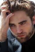 Роберт Паттинсон (Robert Pattinson) промо фотосессия 'Breaking Dawn - Part 2' в Сидней, 22.10.12 (62xHQ) Ca84b6526929833