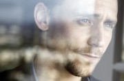 Том Хиддлстон (Tom Hiddleston) фото Matt Sayles, 2012 (9хHQ) 5f85cf526931111