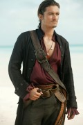 Орландо Блум (Orlando Bloom) фото 'Pirates Of The Caribbean' Promoshoot (9xHQ) 9f12ee527116529