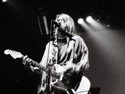 NIRVANA (Kurt Cobain) F5e2cb527251556