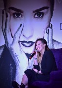 Деми Ловато (Demi Lovato) Press conference promoting 'Demi' & Neon Lights Tour in Mexico City on 2014-05-16 (6xHQ) 9c85e7527865032
