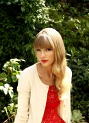 Тейлор Свифт (Taylor Swift) Matt Sayles portraits in Beverly Hills, 17.10.2012 (13xHQ) 44f9af527896108