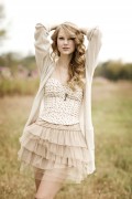 Тейлор Свифт (Taylor Swift) Brian Doben Photoshoot for People November 2010 (28хUHQ) 822530527897031