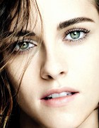 Кристен Стюарт (Kristen Stewart)Chanel Collection Eyes 2016 - 4xHQ 5dd5d9527928123