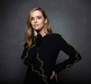   Зои Дойч (Zoey Deutch) "Before I Fall" Photoshoot 2017 (13xHQ/MQ) 61969d528104412