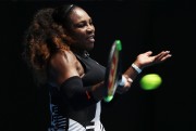 Серена Уильямс (Serena Williams) Australian Open 1st Round (Melbourne, 17.01.2017) (163xHQ) 666d8d530454328