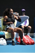 Серена Уильямс (Serena Williams) Australian Open 1st Round (Melbourne, 17.01.2017) (163xHQ) Bcb351530454002