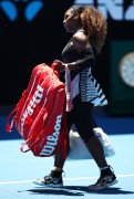 Серена Уильямс (Serena Williams) Australian Open 4st Round (Melbourne, 23.01.2017) (235xHQ) 3311ea530467015