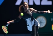 Серена Уильямс (Serena Williams) Australian Open 3st Round (Melbourne, 21.01.2017) (137xHQ) 52b5f8530462581