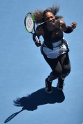 Серена Уильямс (Serena Williams) Australian Open Quarterfinal (Melbourne, 25.01.2017) (220xHQ) 73fe8e530471464