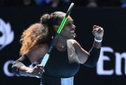 Серена Уильямс (Serena Williams) Australian Open Quarterfinal (Melbourne, 25.01.2017) (220xHQ) B333b0530471241
