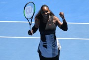 Серена Уильямс (Serena Williams) Australian Open Quarterfinal (Melbourne, 25.01.2017) (220xHQ) D8fc75530471334