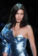 Белла Хадид (Bella Hadid) Alexandre Vauthier Spring 2017 Couture (64xHQ) 33a7d6530809298