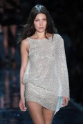 Белла Хадид (Bella Hadid) Alexandre Vauthier Spring 2017 Couture (64xHQ) Dc2409530809834