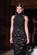 Белла Хадид (Bella Hadid) Givency Fall 2017 Menswear (43xHQ) 71fd68530812636
