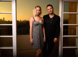 Дженнифер Лоуренс (Jennifer Lawrence) и Крис Пратт (Chris Pratt) photoshoots movie "Passengers" (8xHQ) 40caf4530881044
