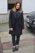 Мелани Чисхолм (Melanie Chisholm) Outside ITV Studios in London, 25.01.2017 - 29xHQ Fba8f0531232125