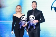 Крис Пратт, Дженнифер Лоуренс (Chris Pratt, Jennifer Lawrence) 'Passengers' Press Conference in Beijing, 17.12.2016 (101xHQ) 199913536489743