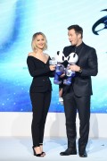 Крис Пратт, Дженнифер Лоуренс (Chris Pratt, Jennifer Lawrence) 'Passengers' Press Conference in Beijing, 17.12.2016 (101xHQ) 3aa255536488116