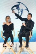 Крис Пратт, Дженнифер Лоуренс (Chris Pratt, Jennifer Lawrence) 'Passengers' Press Conference in Beijing, 17.12.2016 (101xHQ) 3c7c0f536488481