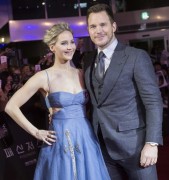 Крис Пратт, Дженнифер Лоуренс (Chris Pratt, Jennifer Lawrence) Passengers Premiere at CGV (Seoul, 16.12.2016) (37xHQ) 53390e536487548