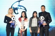 Крис Пратт, Дженнифер Лоуренс (Chris Pratt, Jennifer Lawrence) 'Passengers' Press Conference in Beijing, 17.12.2016 (101xHQ) 7a1946536489701