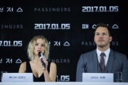 Крис Пратт, Дженнифер Лоуренс (Chris Pratt, Jennifer Lawrence) Passengers Photocall & Press Conference at CGV Theater (Seoul, 16.12.2016) (68xHQ) 89eaaf536485913