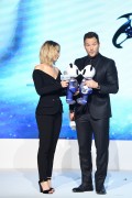 Крис Пратт, Дженнифер Лоуренс (Chris Pratt, Jennifer Lawrence) 'Passengers' Press Conference in Beijing, 17.12.2016 (101xHQ) Bb2834536489929