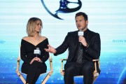 Крис Пратт, Дженнифер Лоуренс (Chris Pratt, Jennifer Lawrence) 'Passengers' Press Conference in Beijing, 17.12.2016 (101xHQ) E62c33536488305