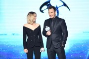 Крис Пратт, Дженнифер Лоуренс (Chris Pratt, Jennifer Lawrence) 'Passengers' Press Conference in Beijing, 17.12.2016 (101xHQ) E6a565536489688