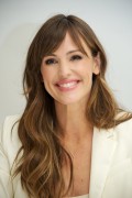 Дженнифер Гарнер (Jennifer Garner) "Alexander And The Terrible, Horrible, No Good, Very Bad Day" Press Conference, 9/28/2014 - 32xHQ B2cf60536497571