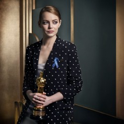 Эмма Стоун (Emma Stone) 2017 Vanity Fair Oscar Party Portrait (1xНQ) E8ca27536494147
