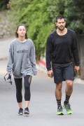 Cara Santana and Jesse Metcalf walking their dogs in Los Angeles (March 5, 2017)