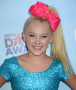 JoJo Siwa - Industry Dance Awards & Cancer Benefit Show in Los Angeles 08/17/2016