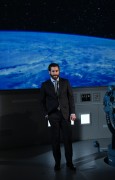 Джейк Джилленхол (Jake Gyllenhaal) Life Photocall at Paris Planetarium (Paris, March 13, 2017) - 34xHQ 0cd776538702382